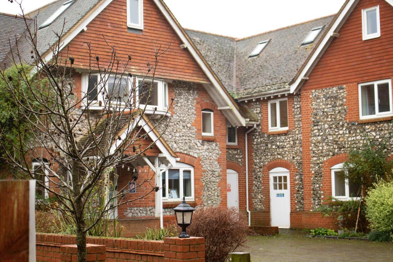 Stonehenge Hostel - Yha Affliated Cholderton Zewnętrze zdjęcie